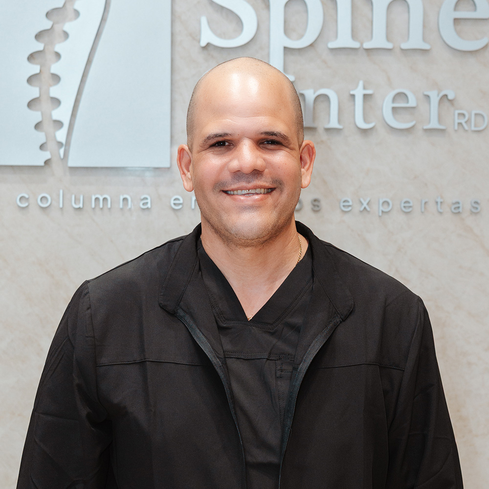 Dr. Román Santana